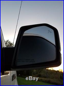 2015 f150 RH Power Folding Heated Puddle Light Blindspot mirror. GREAT CONDITION