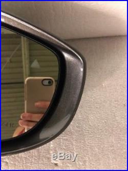 2017-2018 Chrysler Pacifica Passenger Right Mirror W Blind Spot 5RM14LAUAD