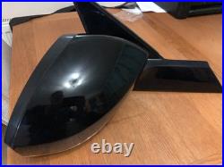 Land Rover Discovery 5 drivers side mirror with blind spot L462